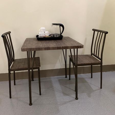 Zl Travelers Inn Batuan Екстер'єр фото