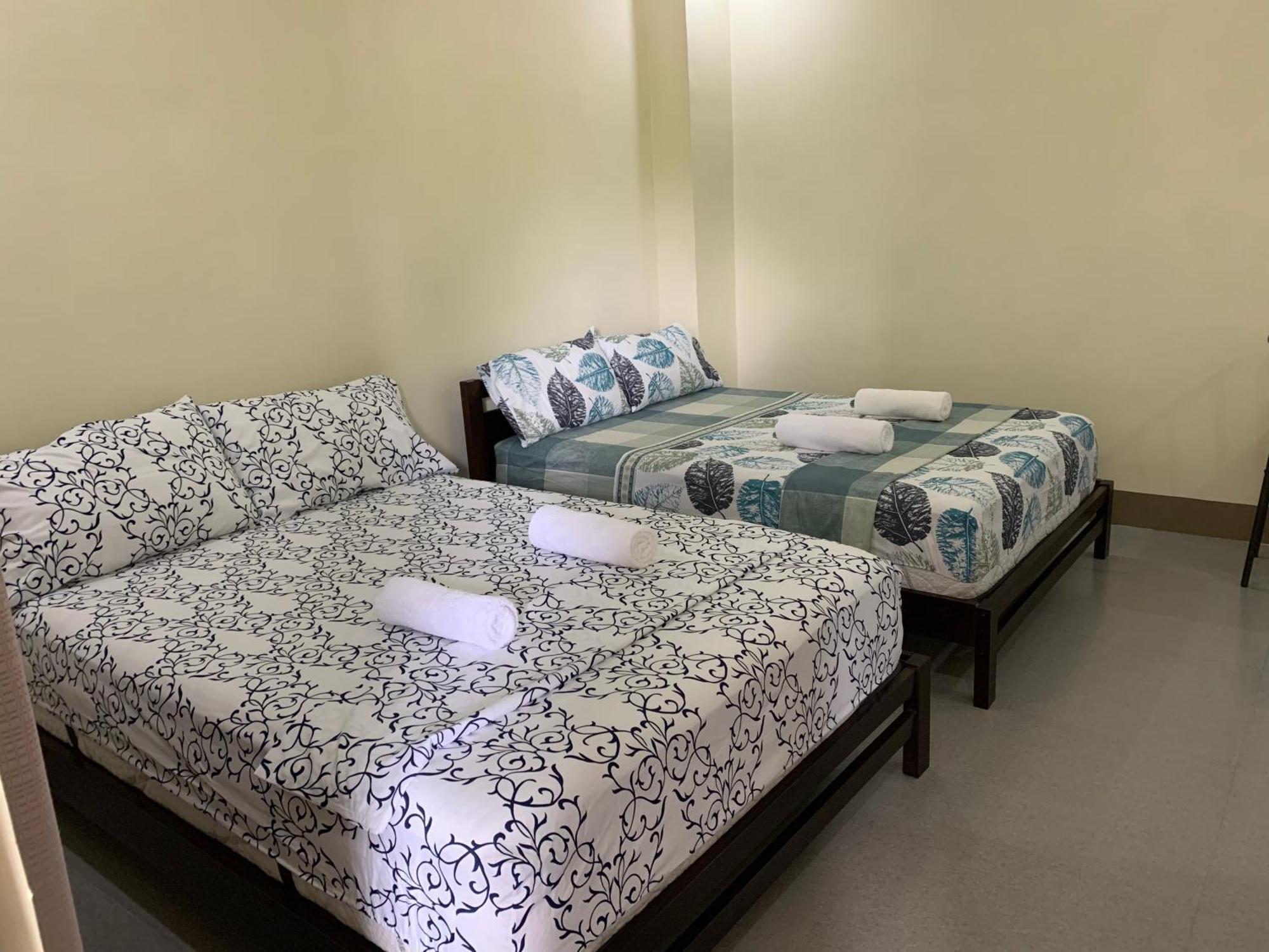 Zl Travelers Inn Batuan Екстер'єр фото